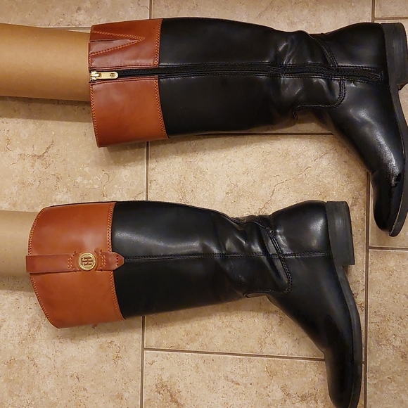 boots - Picture 3 of 4